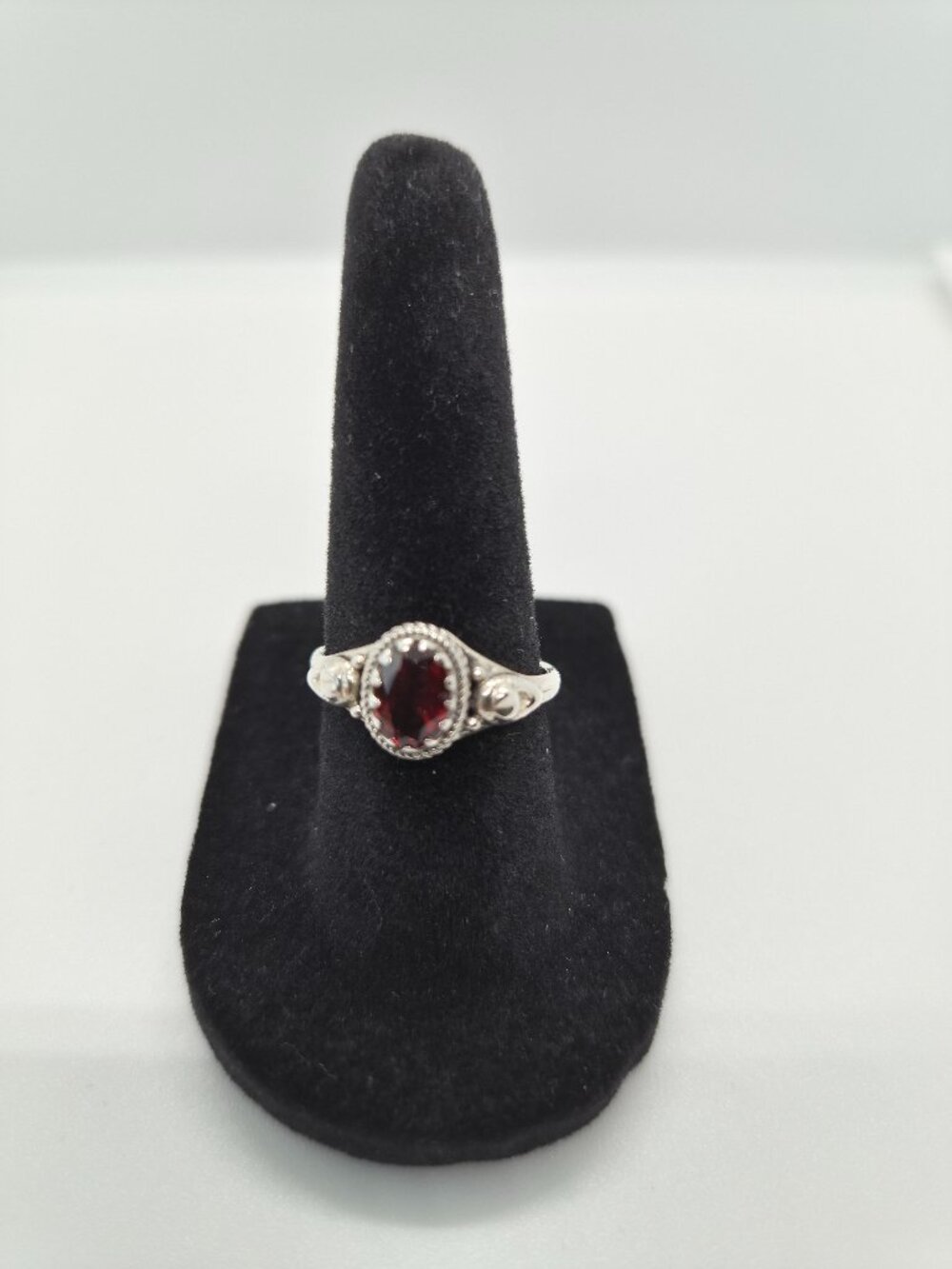 Sterling Silver 925 Garnet Ring Oval Vintage Size 6.75